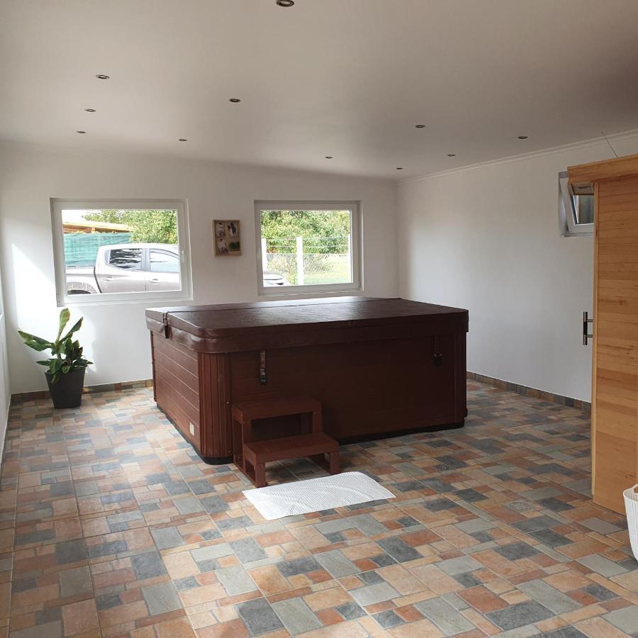 Wellness_jakuzzi